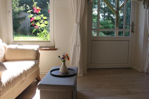 Sofaecke & Tür zur Terrasse