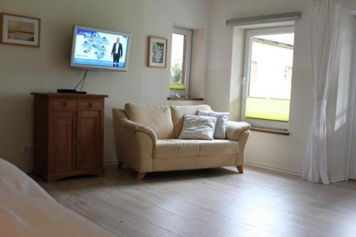 Sofaecke und Fernseher